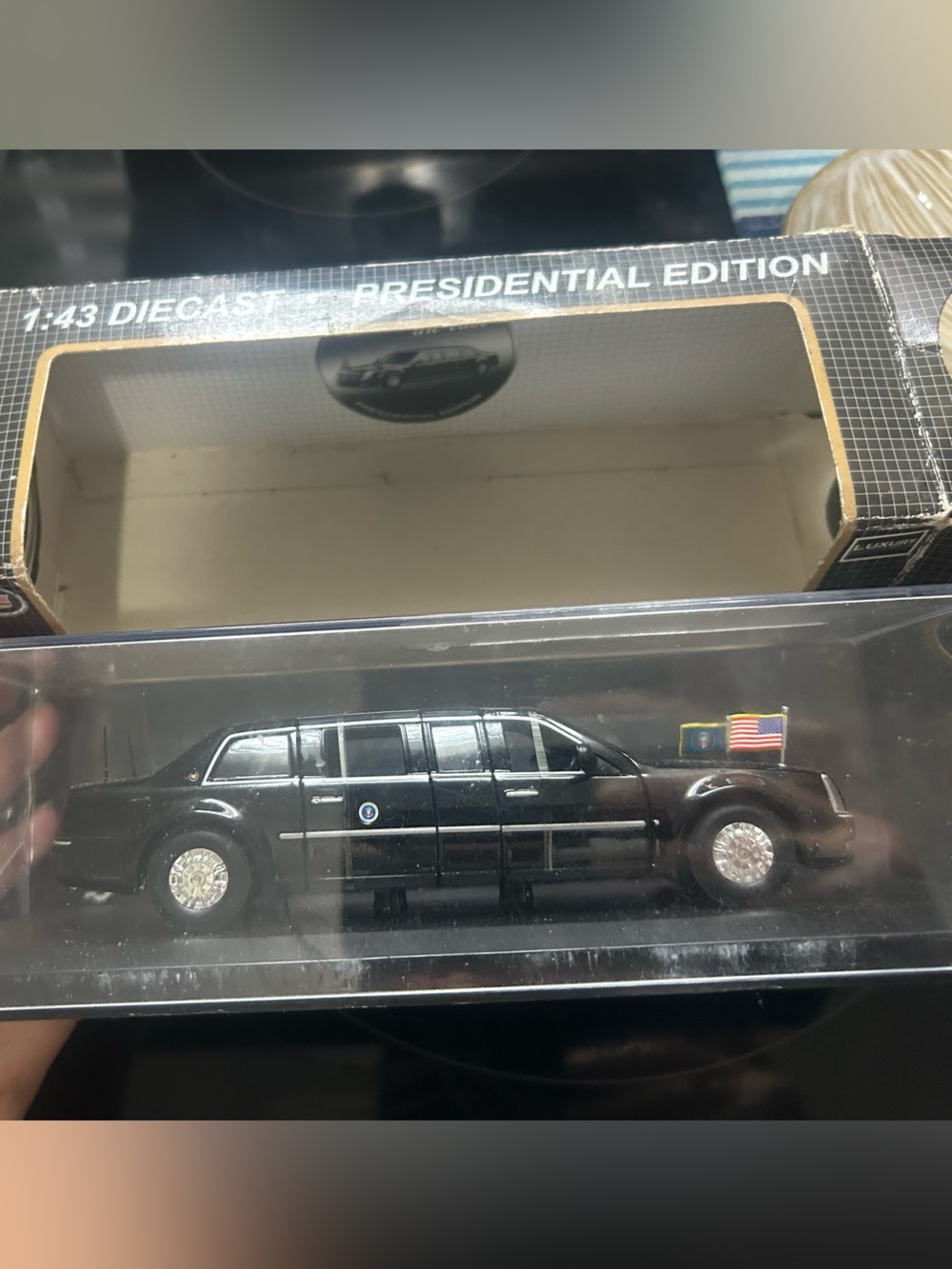 2009 General Motors die-cast presidential limousine